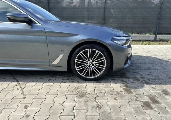 BMW Seria 5 cena 155000 przebieg: 51200, rok produkcji 2020 z Rejowiec Fabryczny małe 742